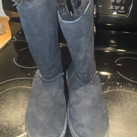 Boots - Picture 2 of 2